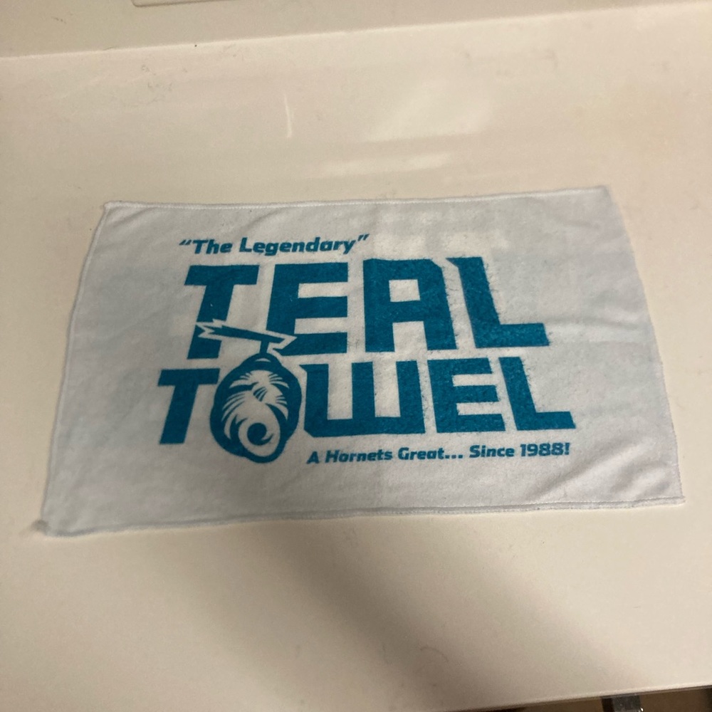 Charlotte Hornets Teal Towel